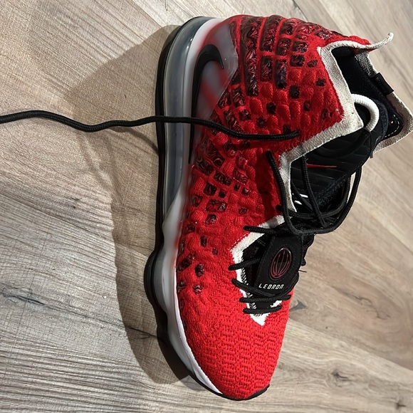 Nike Lebron 17 Uptempo - Picture 6 of 12